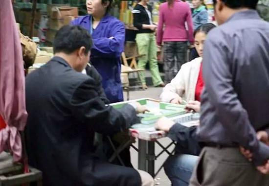 6月起一批新規(guī)將實(shí)施 網(wǎng)絡(luò)安全法強(qiáng)化個(gè)人信息保護(hù)與食品經(jīng)營安全升級(jí)